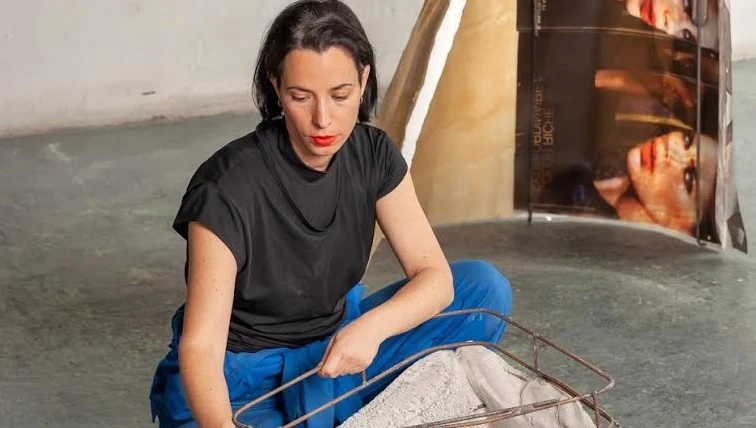Taller amb l’escultora June Crespo